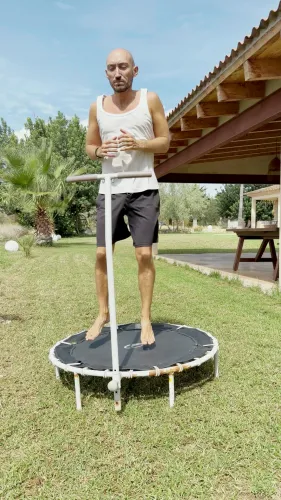 02-rebounding-front